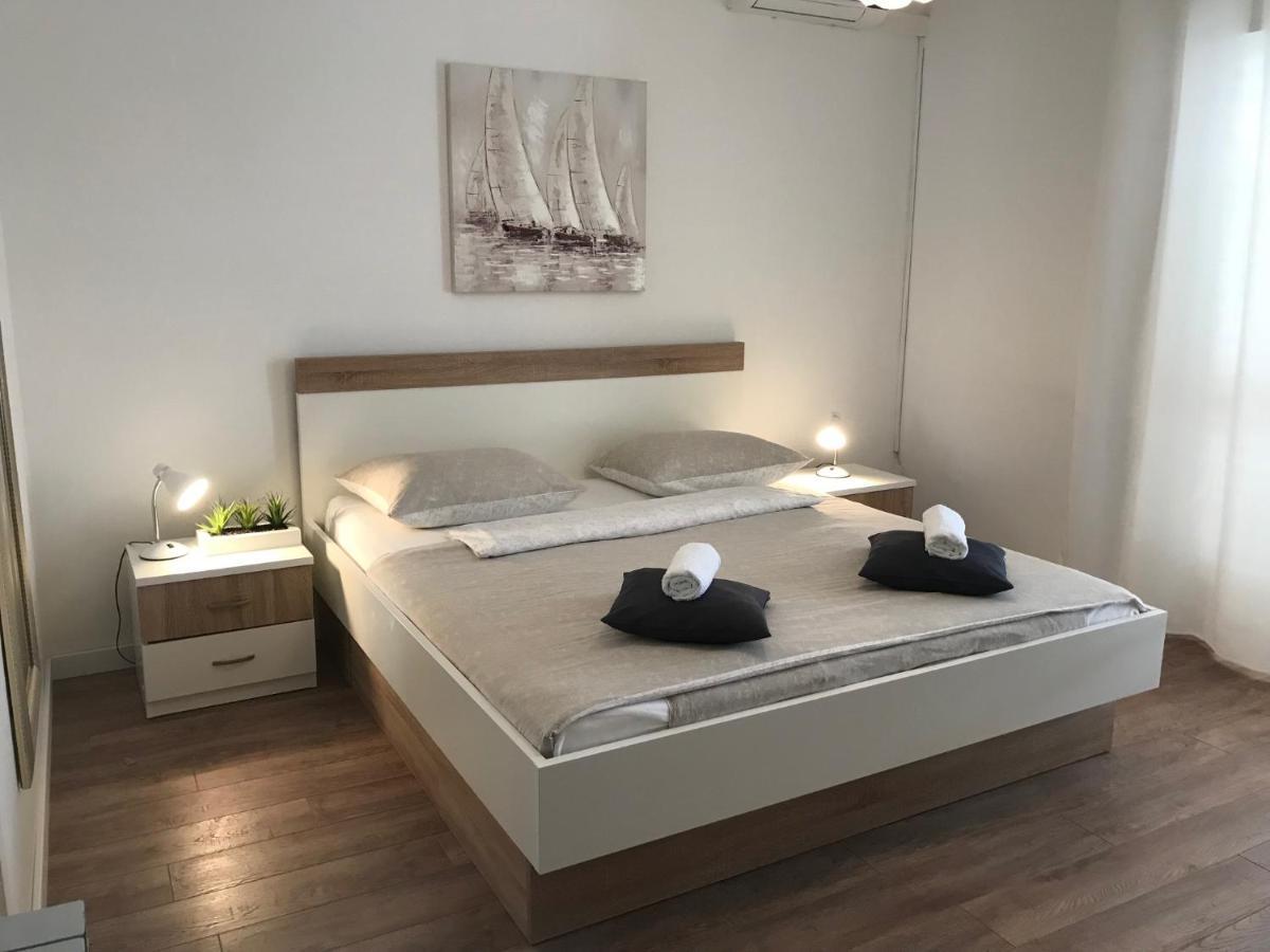 Apartment & Rooms Riva Vodice Ngoại thất bức ảnh