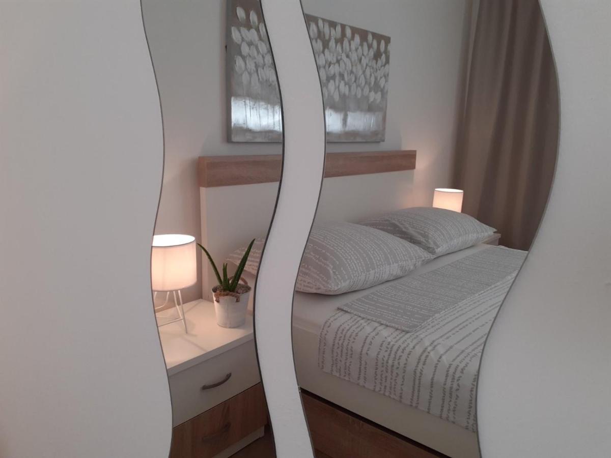 Apartment & Rooms Riva Vodice Ngoại thất bức ảnh